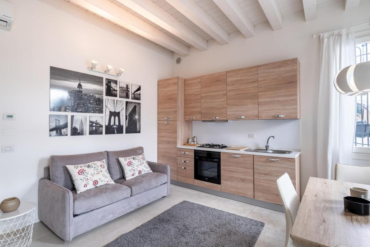 Corte Cappuccina 14 Elegant Apt Con Parcheggio! Padua Exterior foto